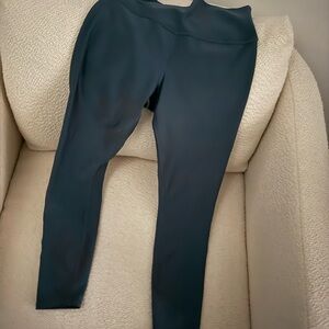 Chic Black High-Waisted Leggings